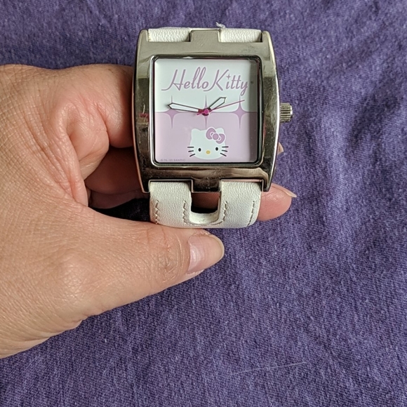 Sanrio Hello Kitty Vintage watch - Picture 6 of 8